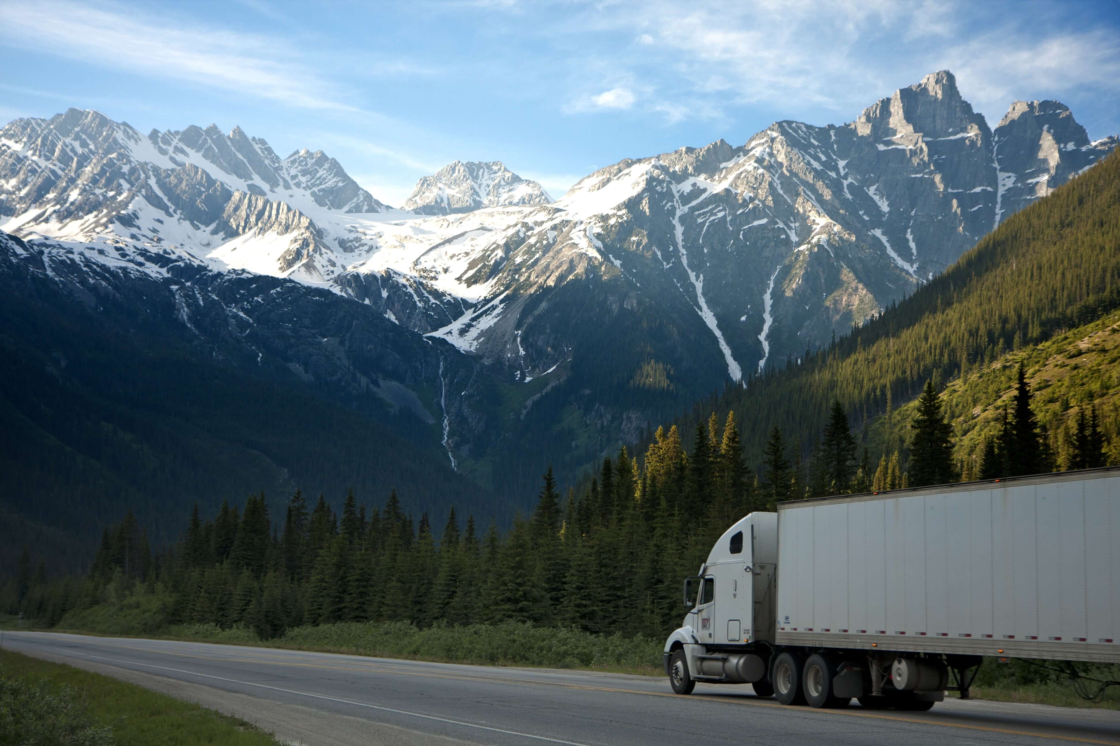 logistics-lorry-mountains-93398 (1)